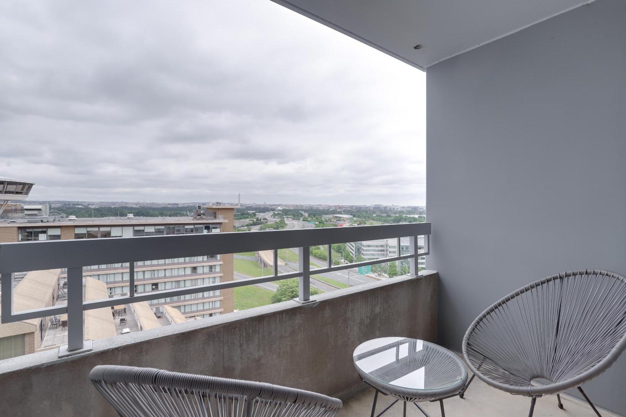 Unique Apartment In A Great Pentagon City Location Arlington Esterno foto
